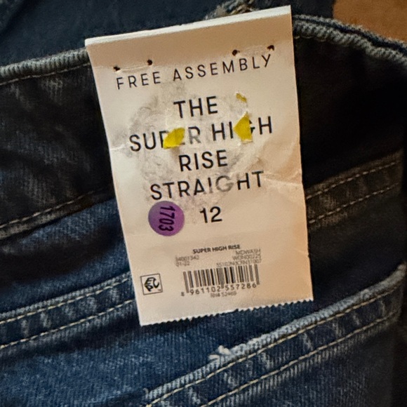 NWT Free Assembly The Super High Rise Straight Jeans - Size 12 - Picture 5 of 11